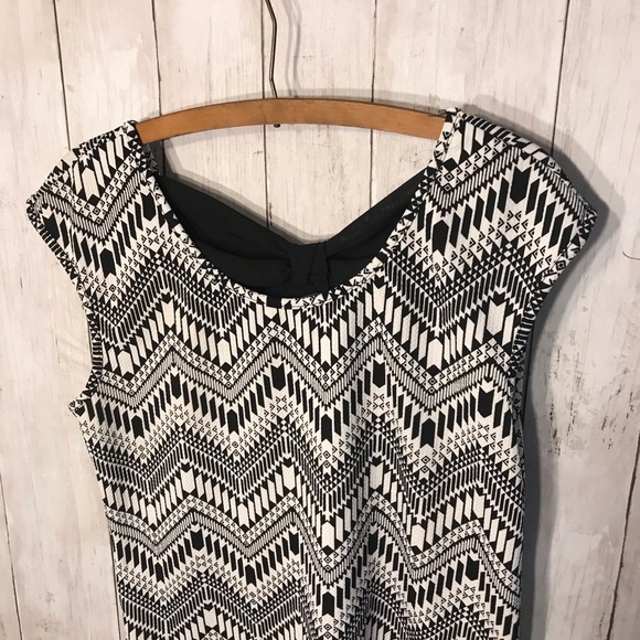 Rue 21 Black And White Bow Shirt Size Xtra Large - Picture 2 of 7